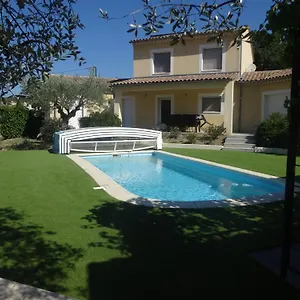https://chez-edgi.hotels-rhonealpes.com